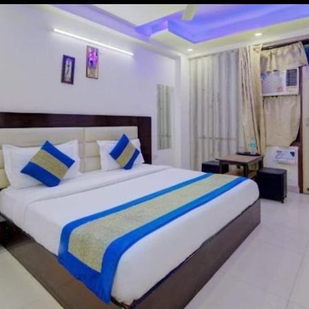 Hotel O Sweet Palace New Delhi Ngoại thất bức ảnh