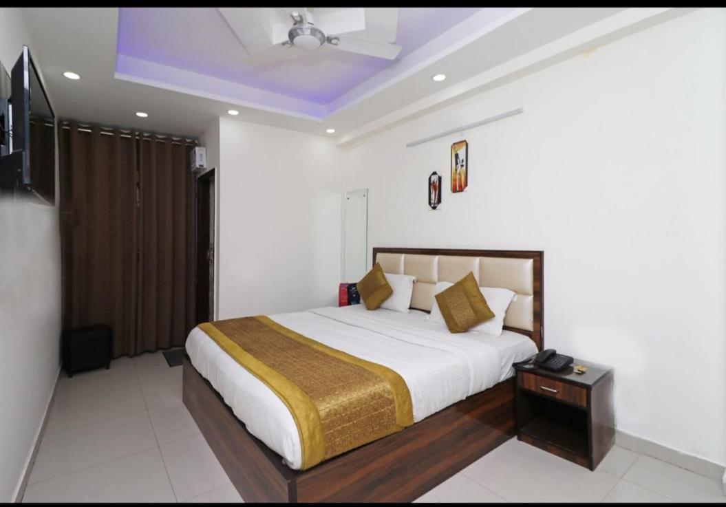 Hotel O Sweet Palace New Delhi Ngoại thất bức ảnh