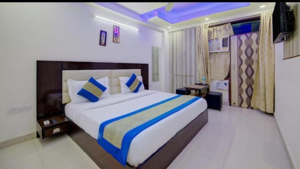 Hotel O Sweet Palace New Delhi Ngoại thất bức ảnh