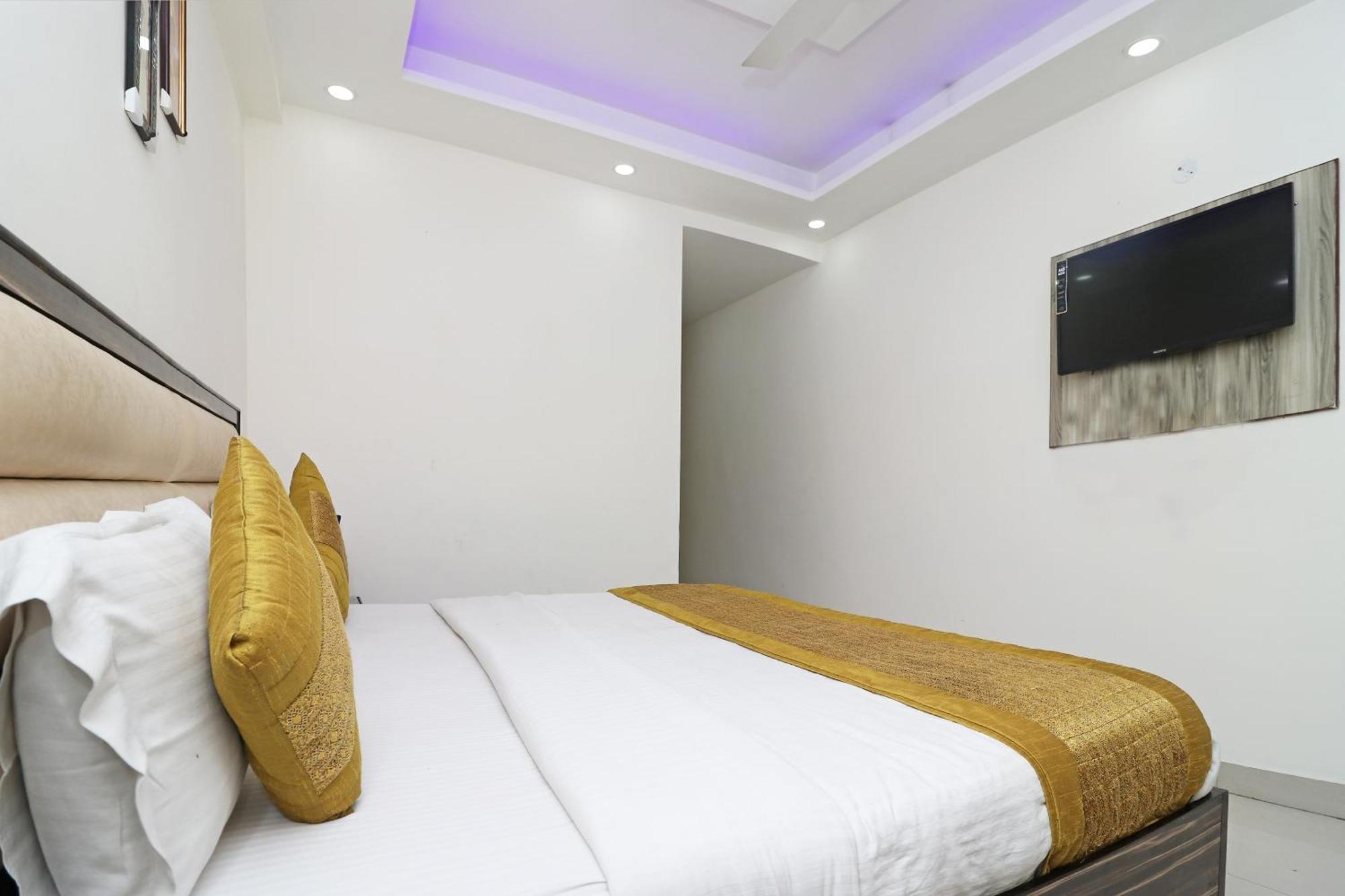 Hotel O Sweet Palace New Delhi Ngoại thất bức ảnh