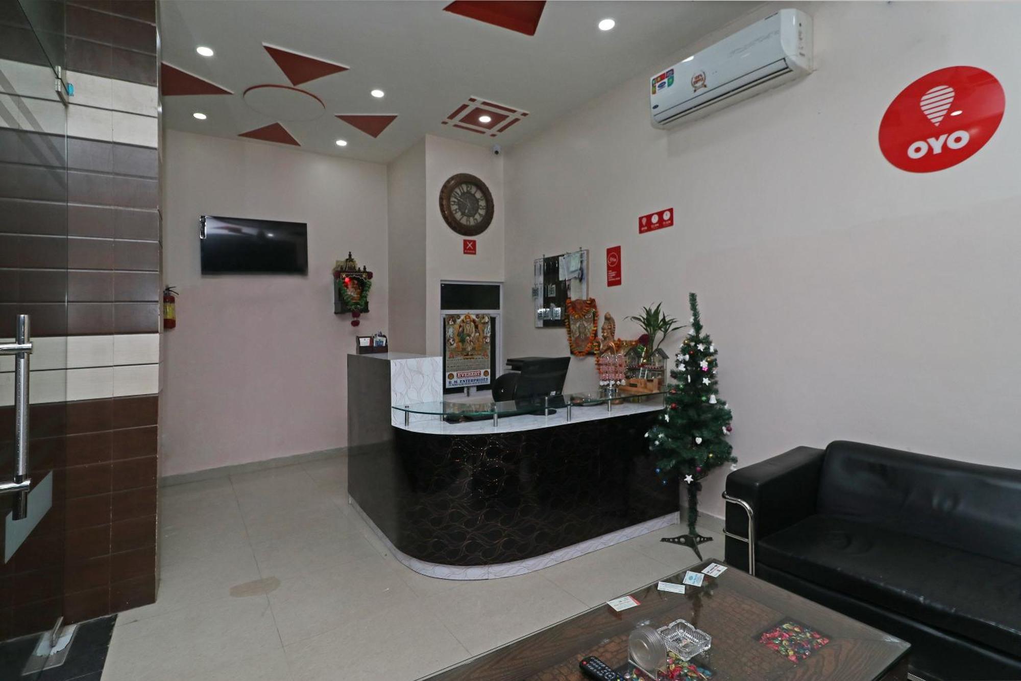Hotel O Sweet Palace New Delhi Ngoại thất bức ảnh